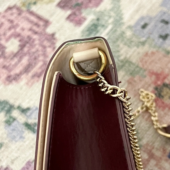 Pre Owned Danielle Nicole Disney Beauty and the Beast Book Crossbody Bag - Picture 11 of 14